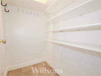 Cloakroom / Pantry